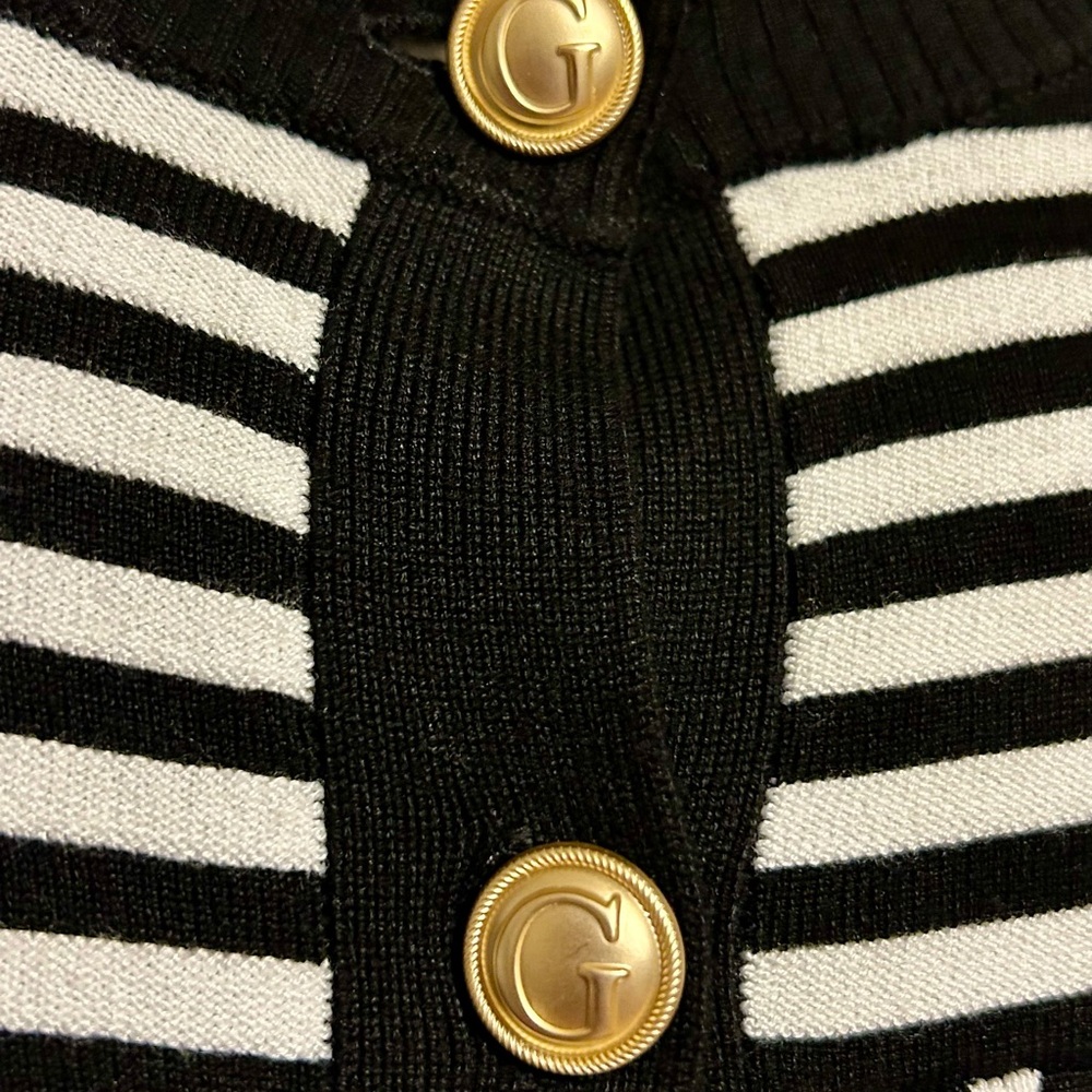GUESS Black and White Striped Button-Down Shirt NWT - Picture 3 of 4
